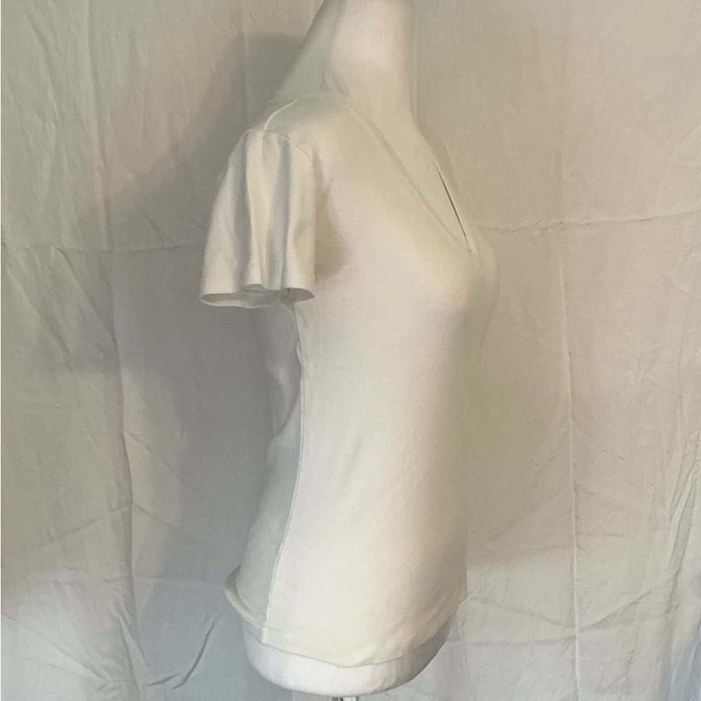 Ralph Lauren Cream V-Neck Tee with Blue Logo - Picture 2 of 8
